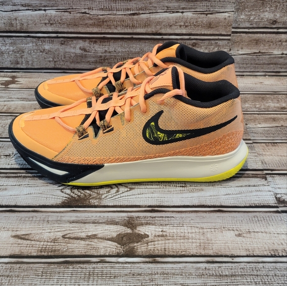 New Men's Nike Kyrie Flytrap 6 Orange Trance Yellow Strike - Picture 7 of 9